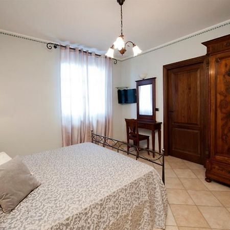 Casa Bardacchino Bed and Breakfast Mango Exteriör bild